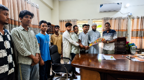 নাগেশ্বরী থানার ওসির সঙ্গে ছাত্রদলের সৌজন্য সাক্ষাৎ, অপরাধ প্রতিরোধে সহযোগিতার প্রত্যয়