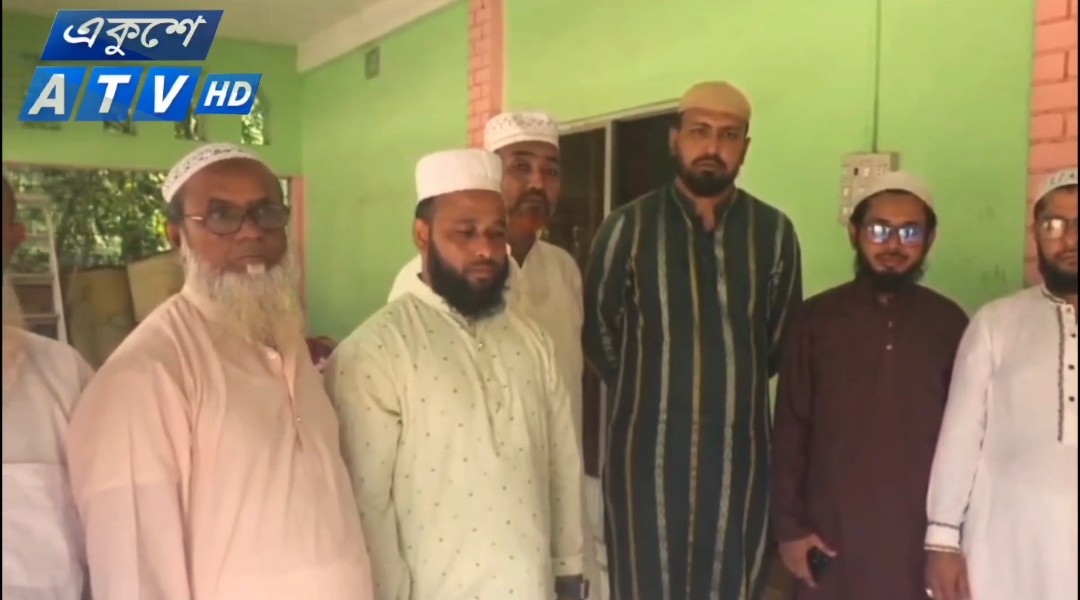 সাদেকপুরে আলহাজ্ব মোজাম্মেল হক ফাউন্ডেশনের ১ম বার্ষিক ইসলামী মহাসম্মেলন